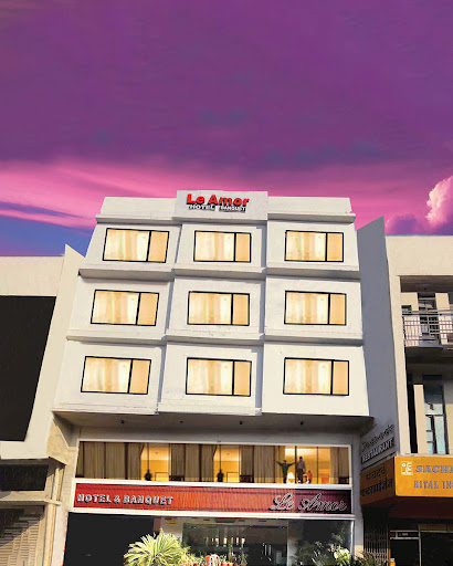 HOTEL LE AMOR ( LUXURY HOTEL )