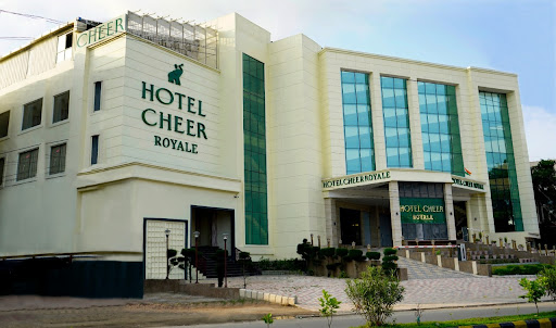 Hotel Cheer Royal