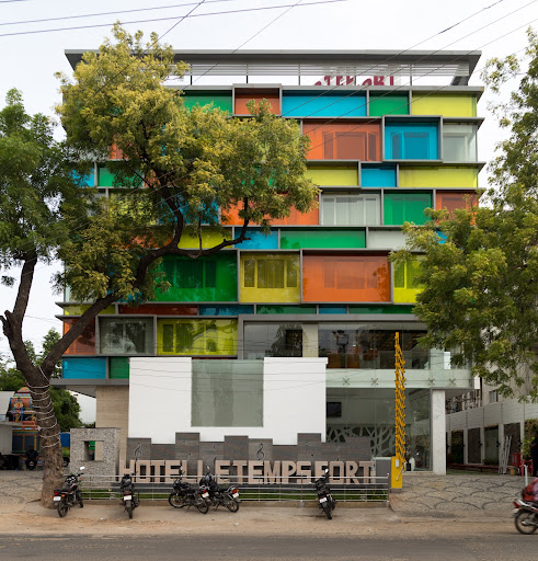 HOTEL OXINA LYGON
