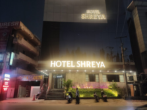 Hotel Shreya Warangal - Restaurants & Banquet Halls