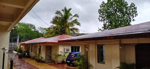 Nest Inn