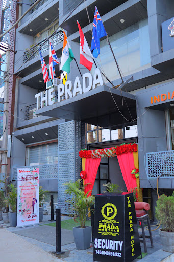 HOTEL THE PRADA