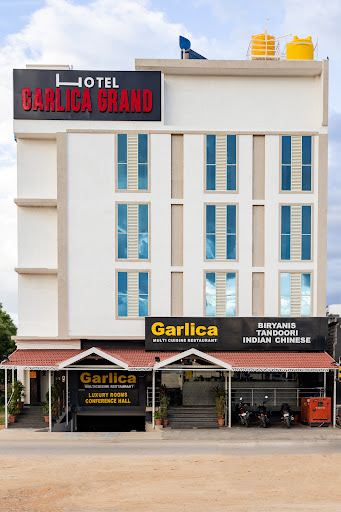 HOTEL GARLICA GRAND