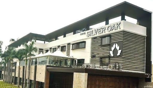 Hotel silver oak