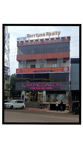 Hotel Mahaveer Paradise