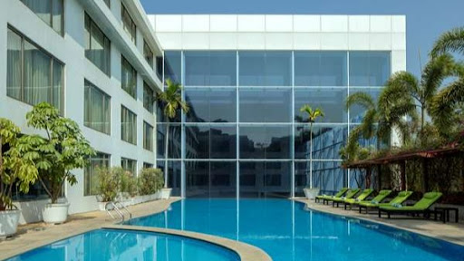 Radisson Blu Plaza Hotel Hyderabad Banjara Hills
