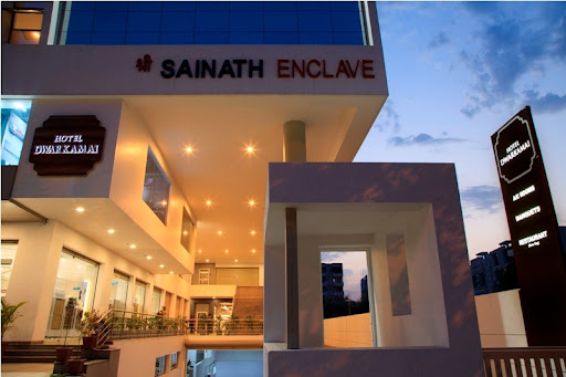 Hotel Dwarkamai