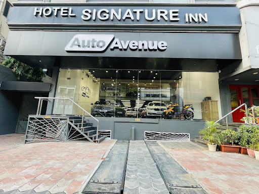 Hotel Signature Inn
